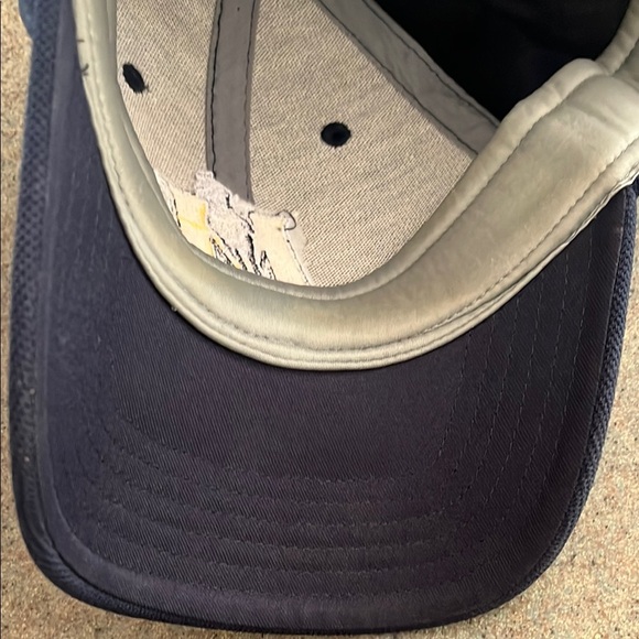 Under Armour Black and Yellow Murray State ball cap - Picture 7 of 7